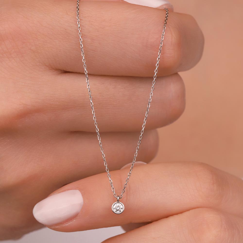 0,10 Karat Laboratuvar Pırlantalı Oval Taşlı Kolye - FP03169