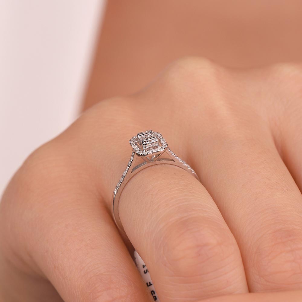 0,20 Karat Laboratuvar Pırlanta baget Taşlı Yüzük - FP00138