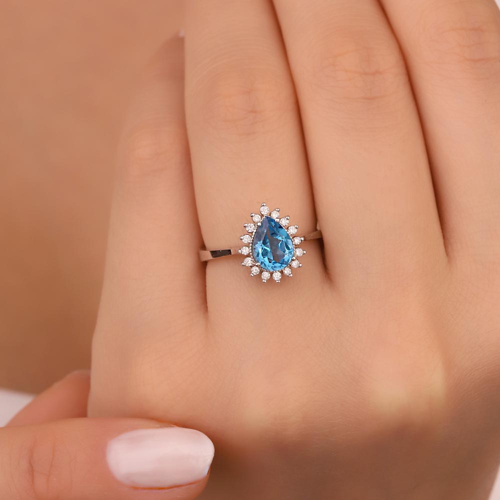 1.12 Karat Laboratuvar Pırlanta Damla Blue Topaz Yüzük - FP01057