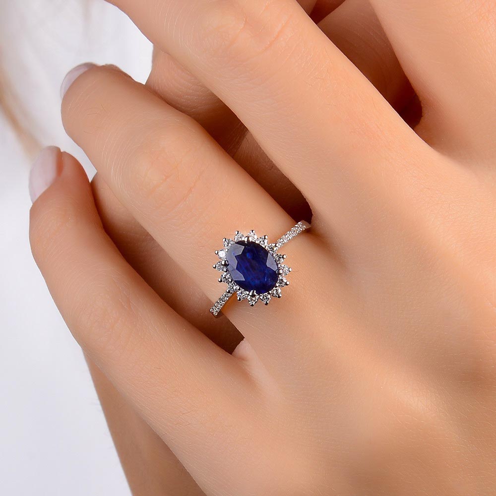 2.07 Karat Laboratuvar Pırlanta Oval Royale Safir Yüzük - FP01426