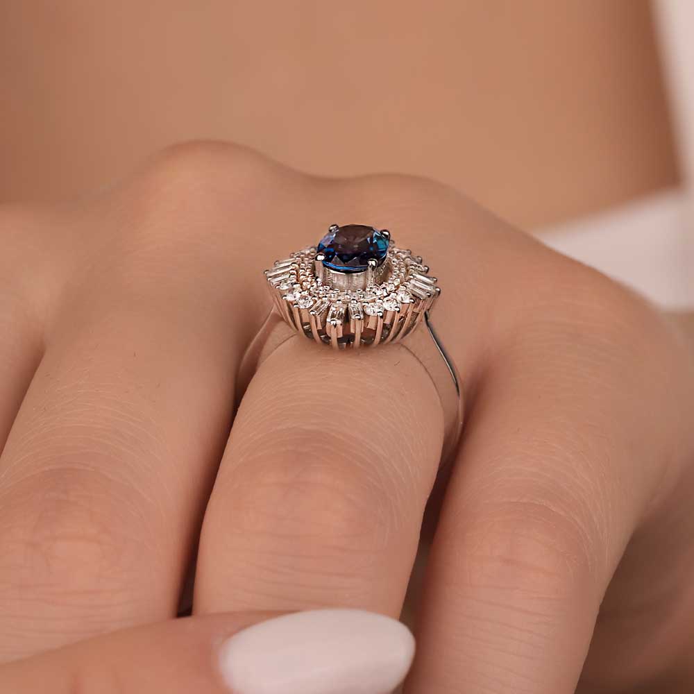 Safir Yüzükler 2,28 Karat Laboratuvar Pırlanta Oval Safir Yüzük - FP07854