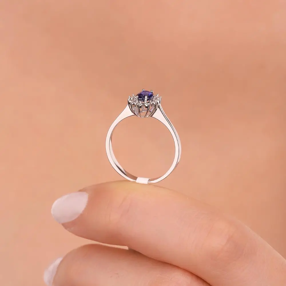 0.58 Karat Pırlantalı Oval Safir Taşlı Anturaj Yüzük