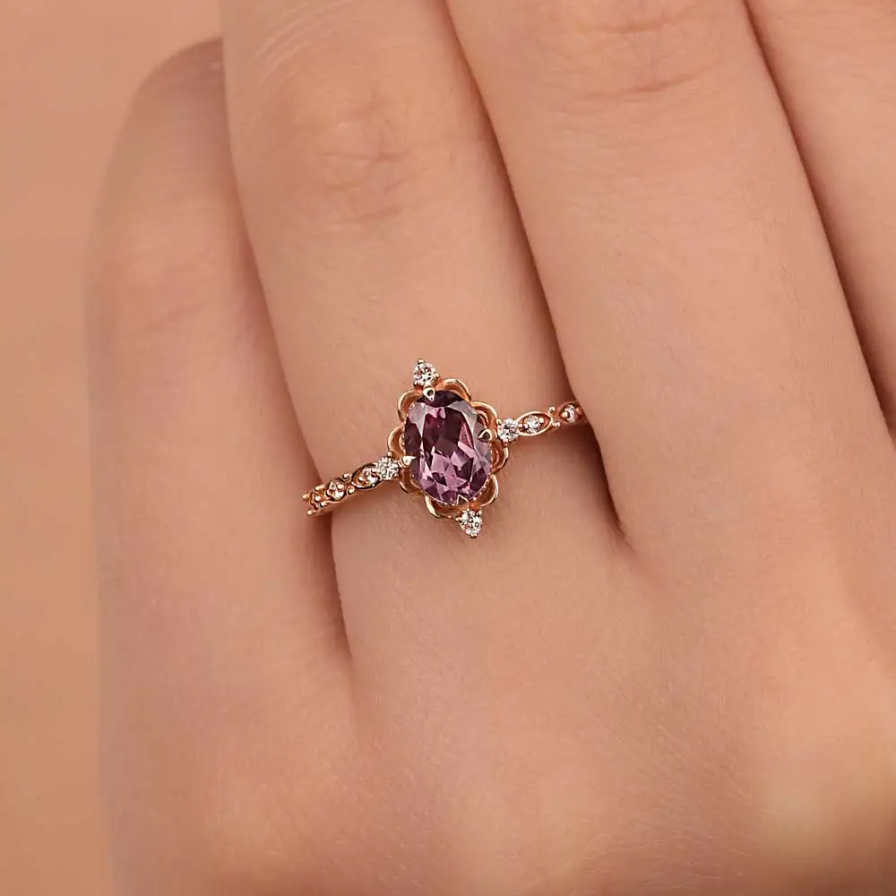 1,16 Karat Pırlantalı Vintage Alexandrite Yüzük