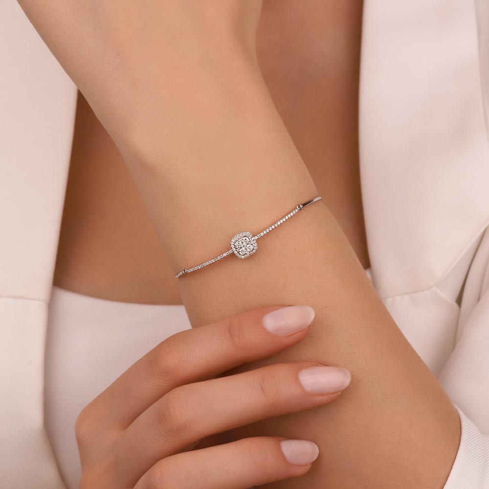 Özel Tasarım Bileklikler 0,62 Karat Laboratuvar Pırlanta Daisy Coronet Kelepçe Bileklik