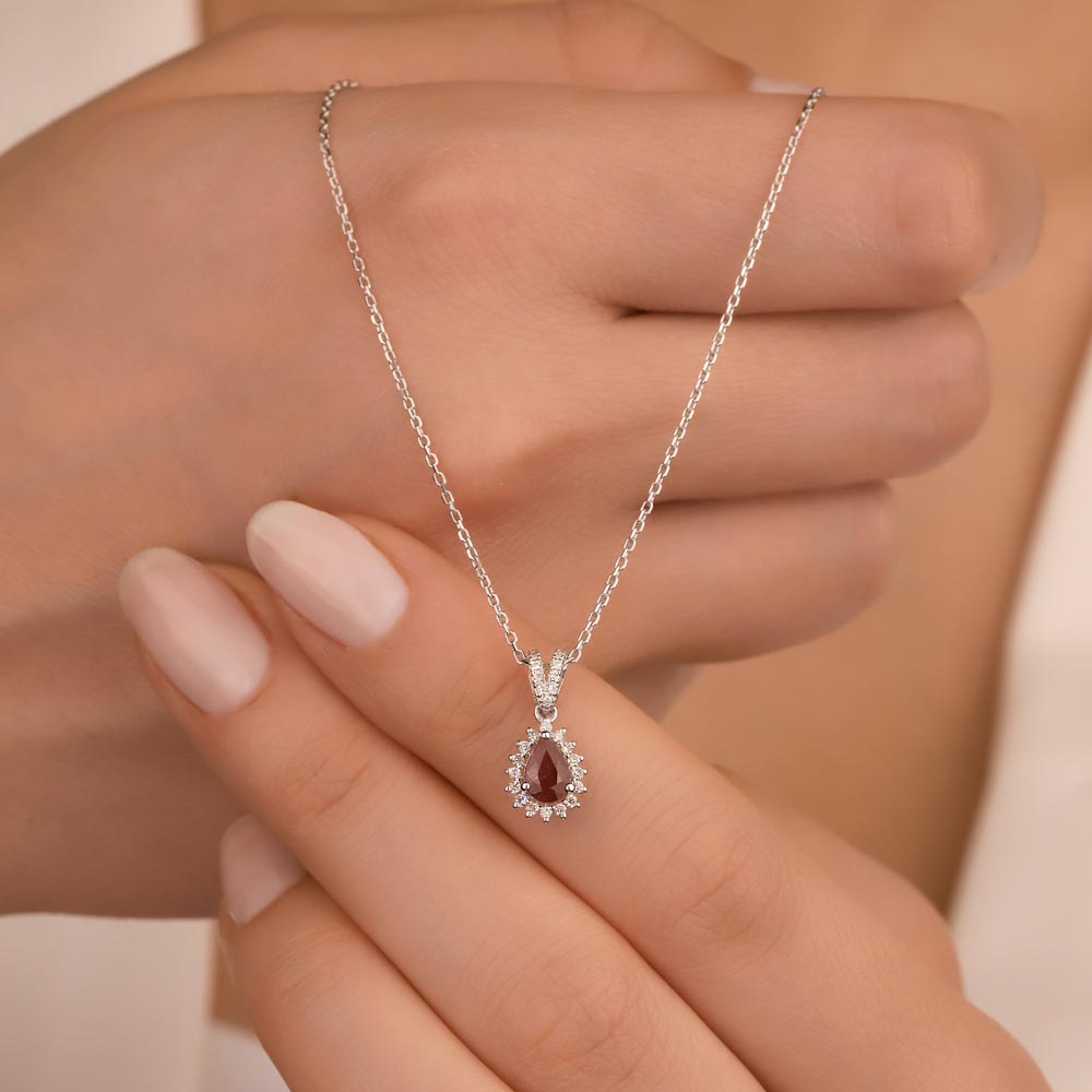 Yakut Kolyeler 0,75 Karat Laboratuvar Pırlantalı Yakut Taşlı Kolye