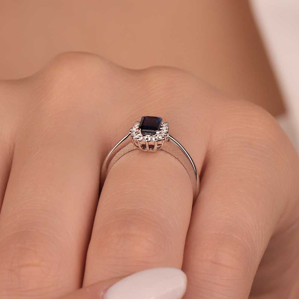 Safir Yüzükler 0,83 Karat Laboratuvar Pırlanta Royale Safir Yüzük