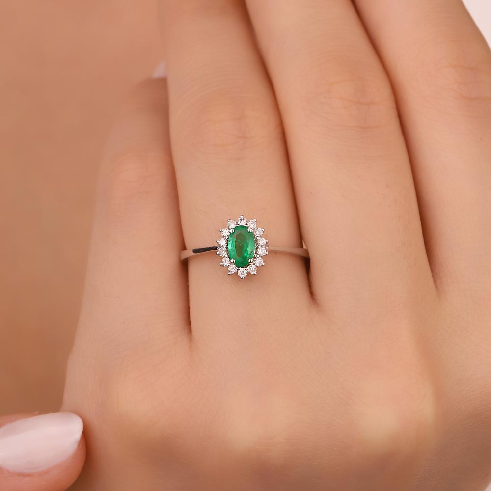 0,40 Karat Laboratuvar Pırlanta Oval Kesim Zümrüt Yüzük
