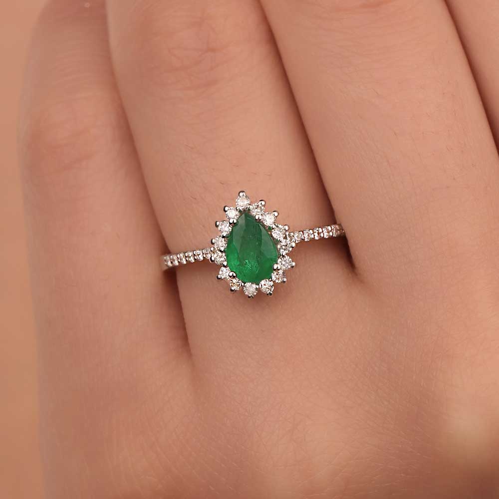 Zümrüt Yüzükler 0,95 Karat Laboratuvar Pırlanta Jasmine Zümrüt Yüzük